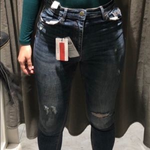 Stradivarius Super High Waist Skinny Jean